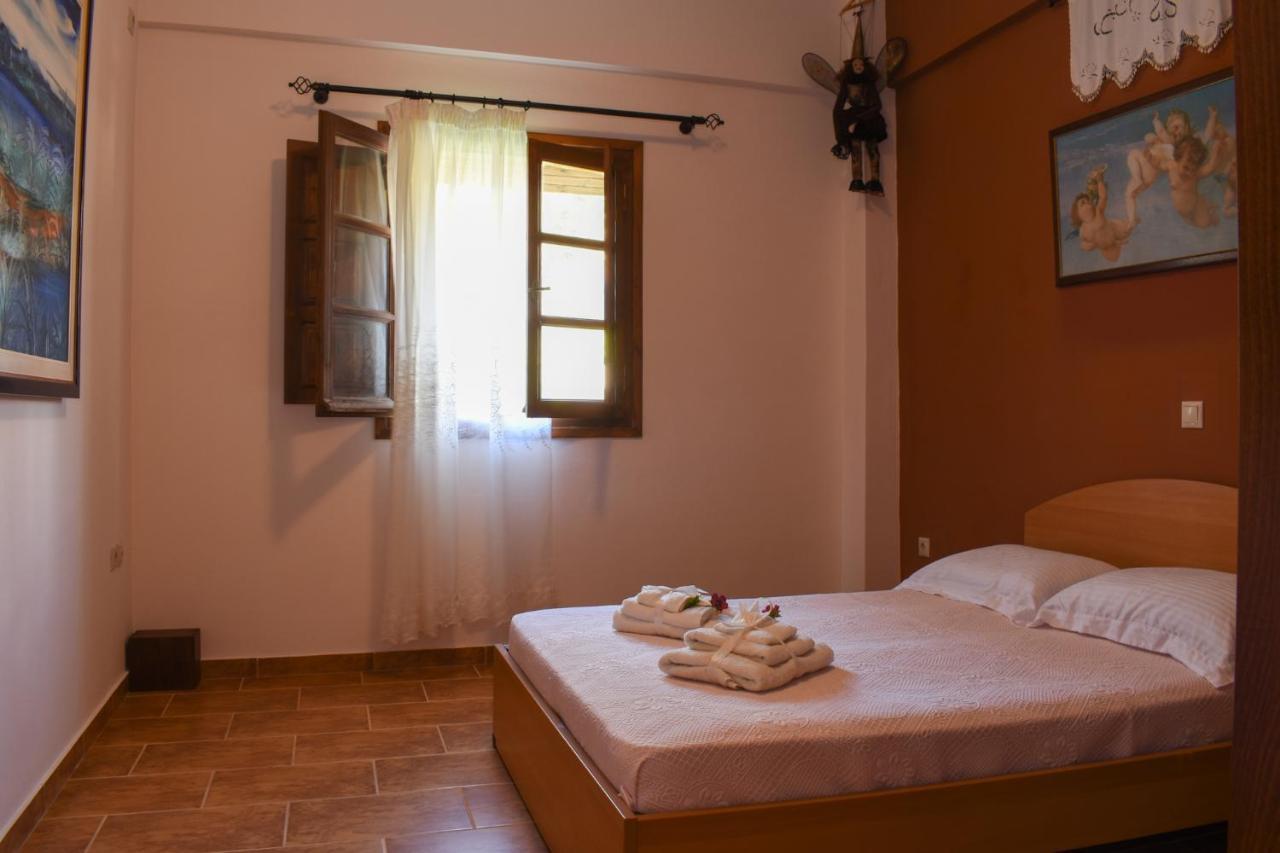 Amber Seaview Villa By The Olive Groves Kalamata Exteriör bild